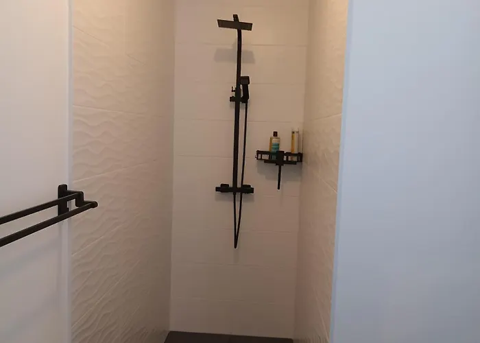 2 A 4 Personnes, 12 Kilometres Du Parc Du Puy Du F *